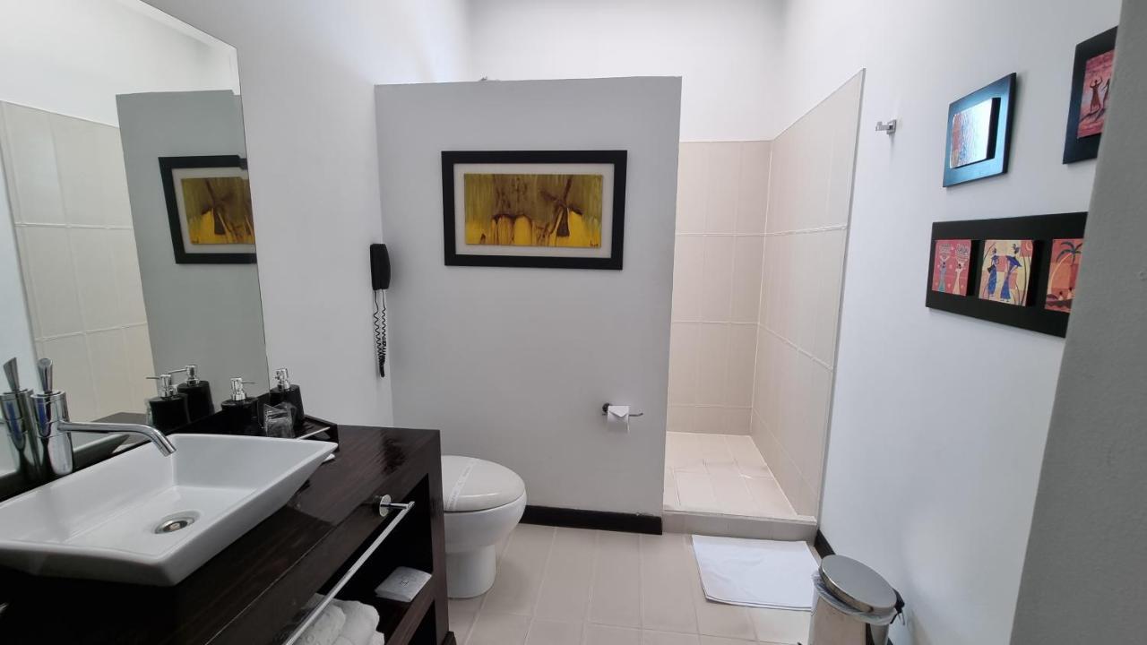 Habitat Suites Hotel Pereira Exteriör bild