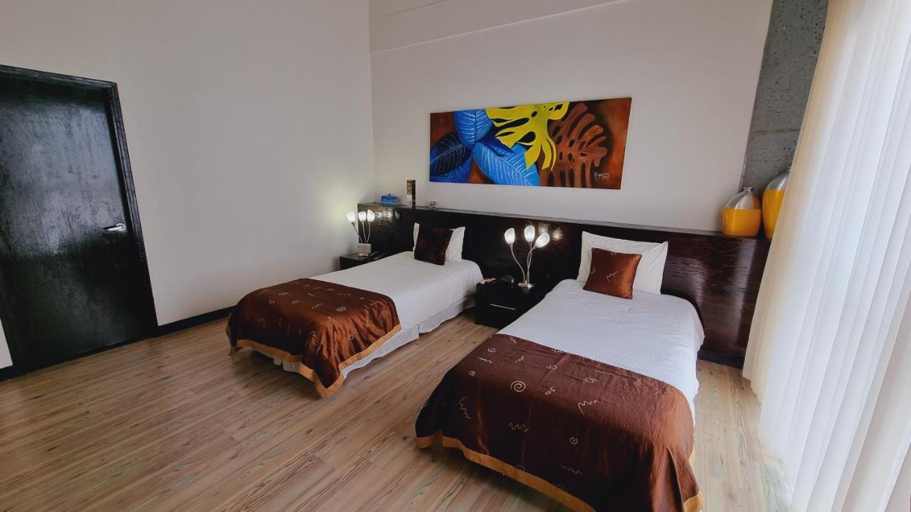 Habitat Suites Hotel Pereira Exteriör bild