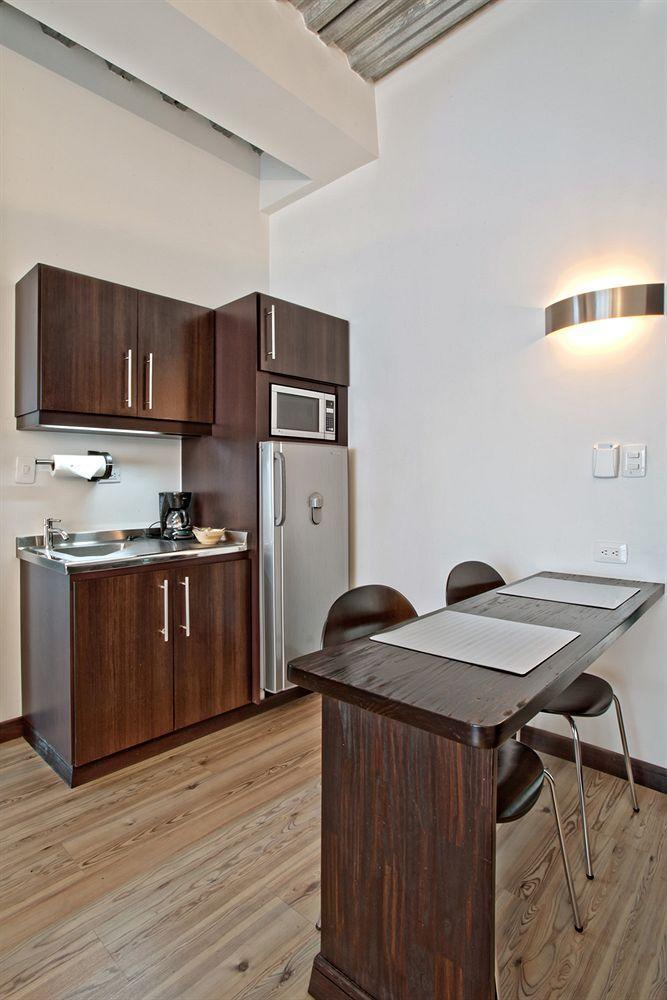 Habitat Suites Hotel Pereira Exteriör bild