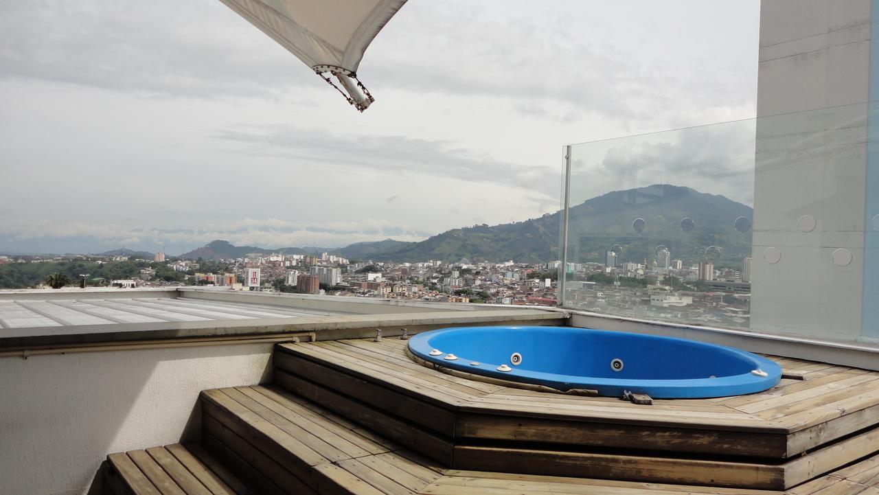 Habitat Suites Hotel Pereira Exteriör bild